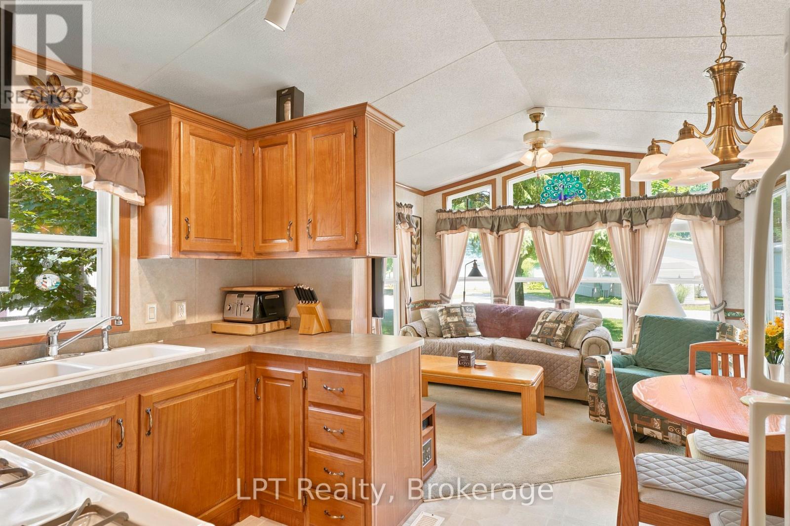 M44 - 13 Southline Avenue, Huron-Kinloss, Ontario  N0G 2B0 - Photo 11 - X13512162