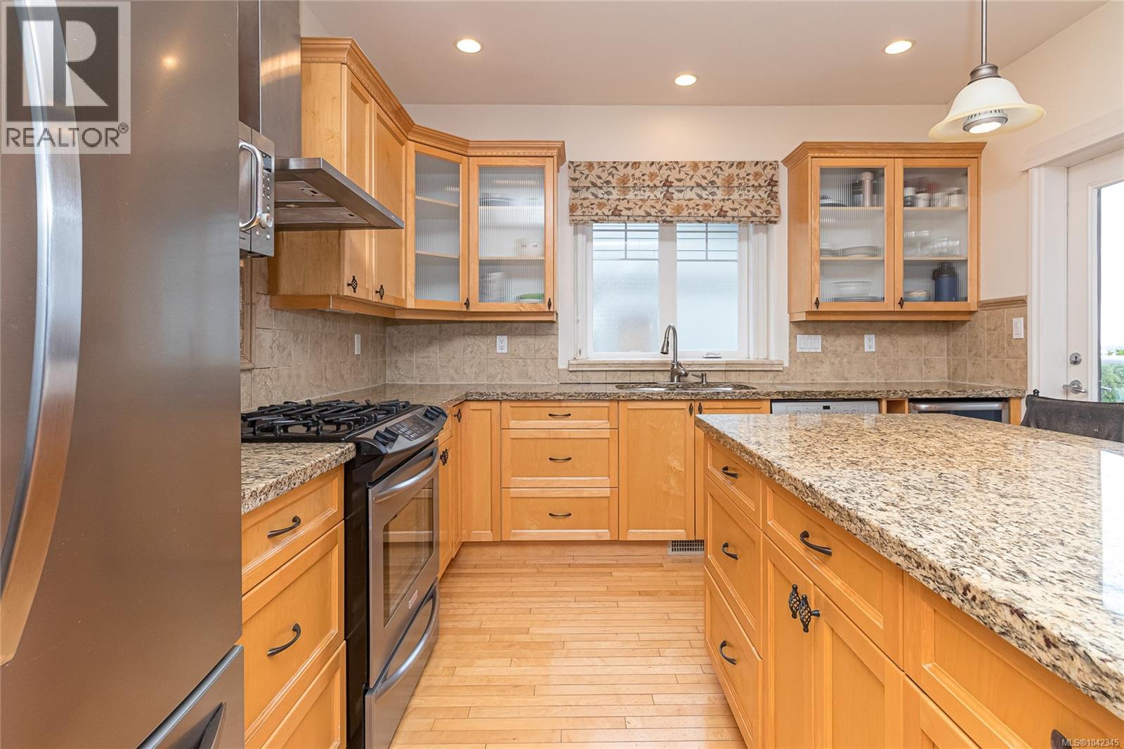 951 Seamist Rise, Saanich, British Columbia  V8Y 2B3 - Photo 15 - 1042345
