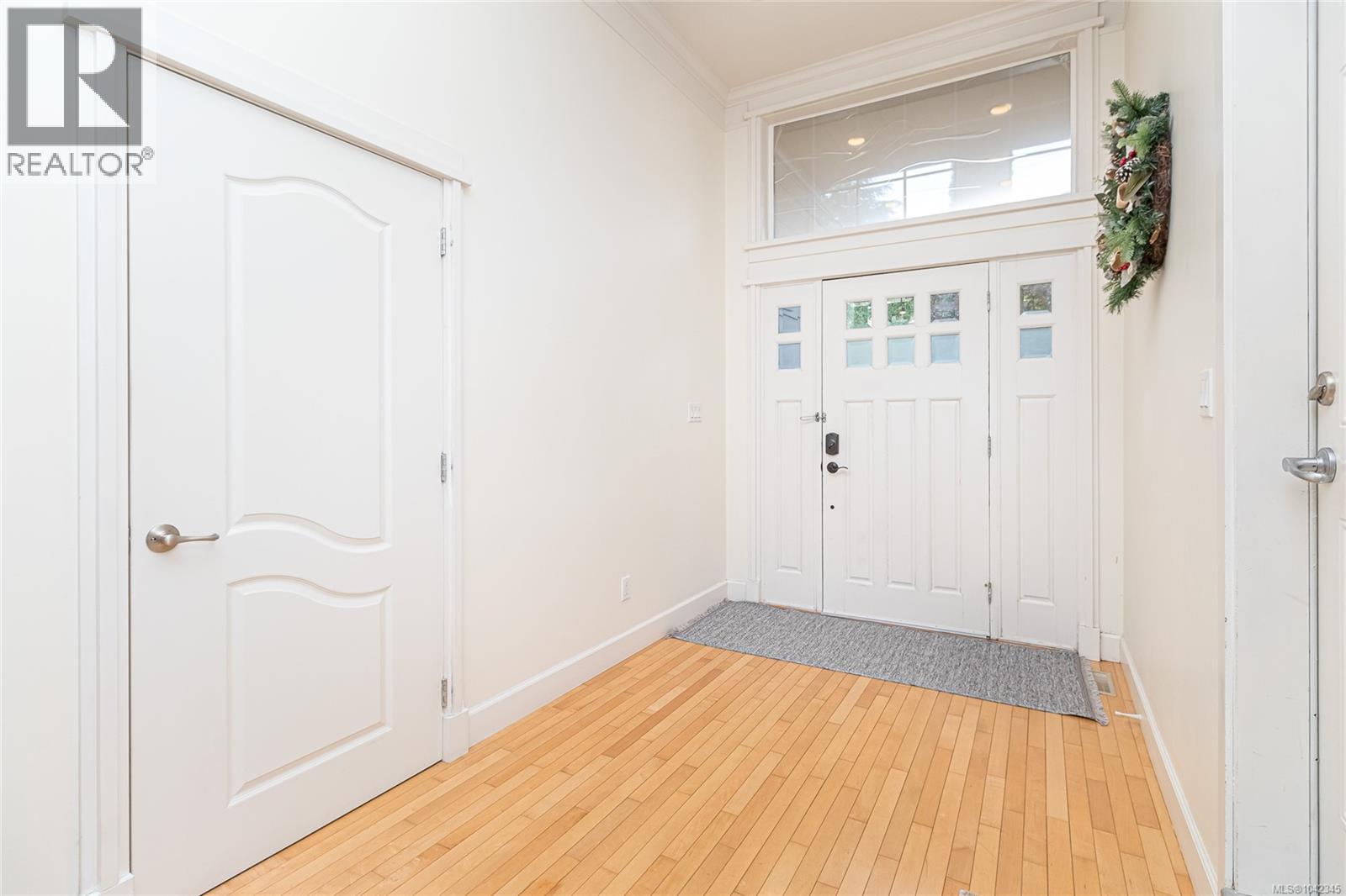 951 Seamist Rise, Saanich, British Columbia  V8Y 2B3 - Photo 7 - 1042345