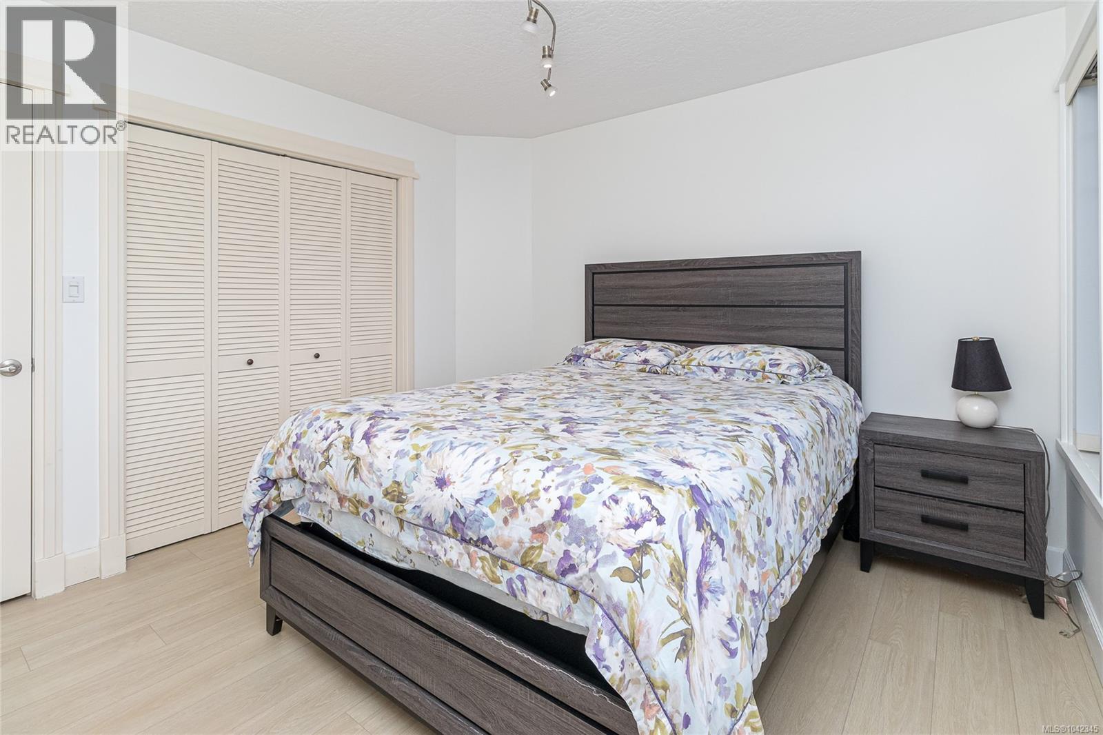 951 Seamist Rise, Saanich, British Columbia  V8Y 2B3 - Photo 30 - 1042345