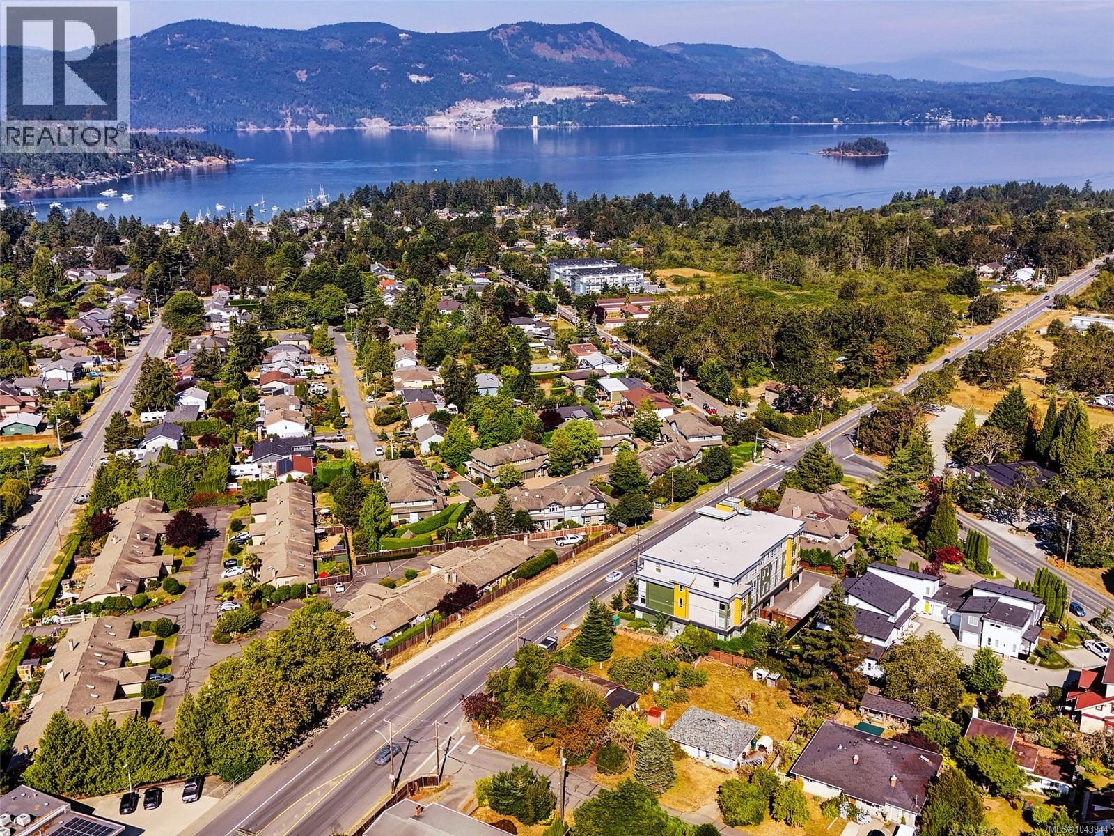 1170 Dignan Rd, Central Saanich, British Columbia  V8M 1H4 - Photo 1 - 1043944