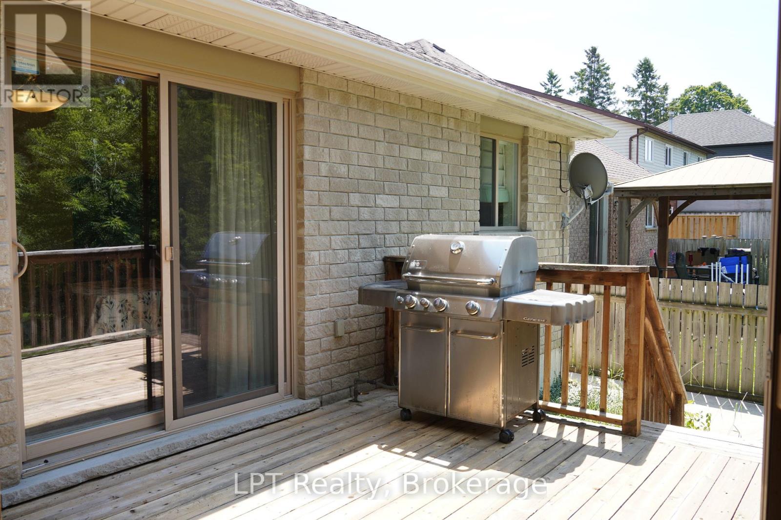 152 Kincardine Street N, West Grey, Ontario  N0G 1R0 - Photo 36 - X13570692