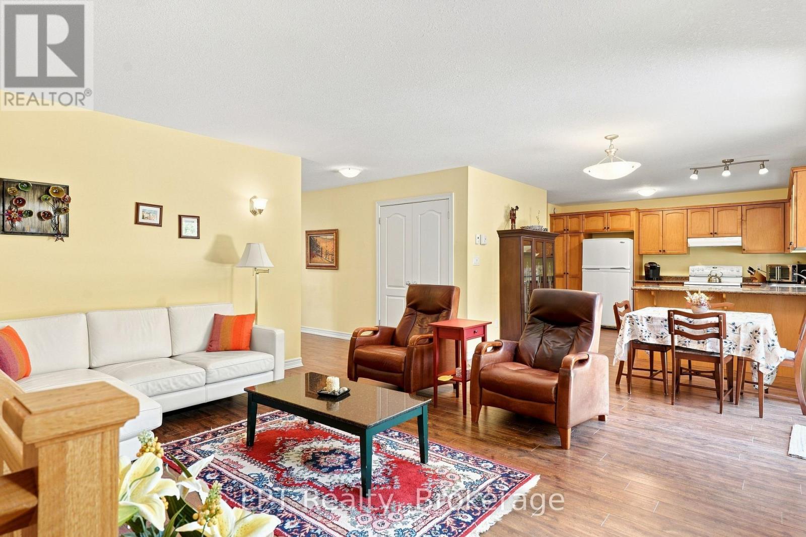 152 Kincardine Street N, West Grey, Ontario  N0G 1R0 - Photo 18 - X13570692