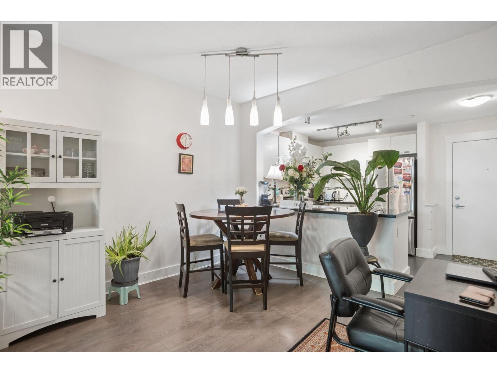 107 7478 Byrnepark Walk, Burnaby, British Columbia  V3N 0B5 - Photo 6 - R3156897