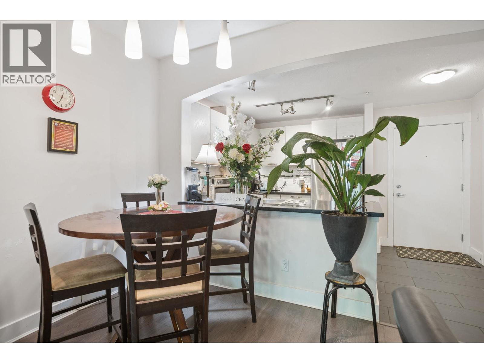 107 7478 Byrnepark Walk, Burnaby, British Columbia  V3N 0B5 - Photo 9 - R3156897