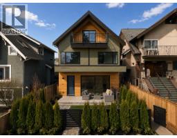 1 2755 W 11TH AVENUE, Vancouver, British Columbia