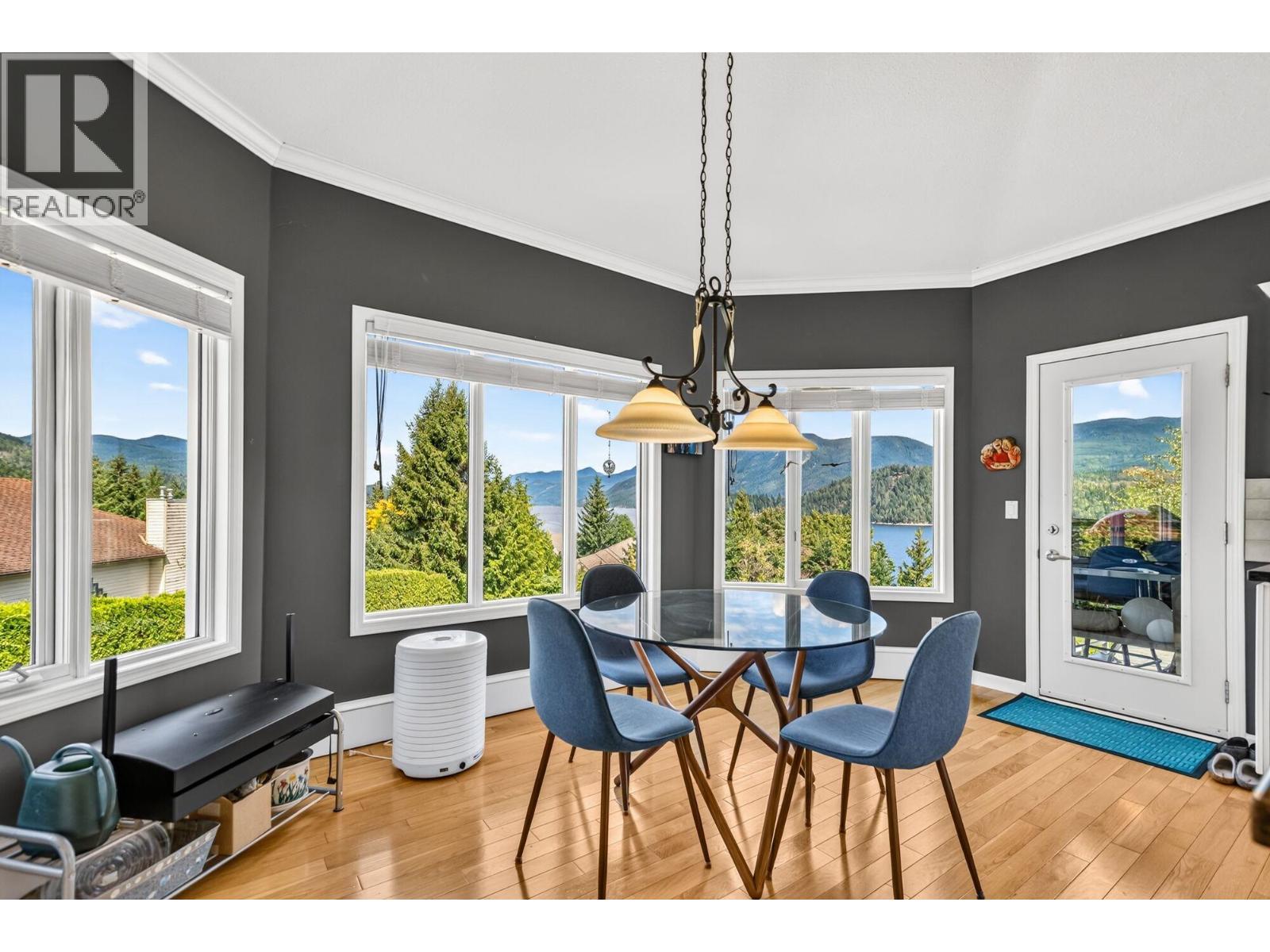 6453 N Gale Avenue, Sechelt, British Columbia  V7Z 0L1 - Photo 16 - R3156883