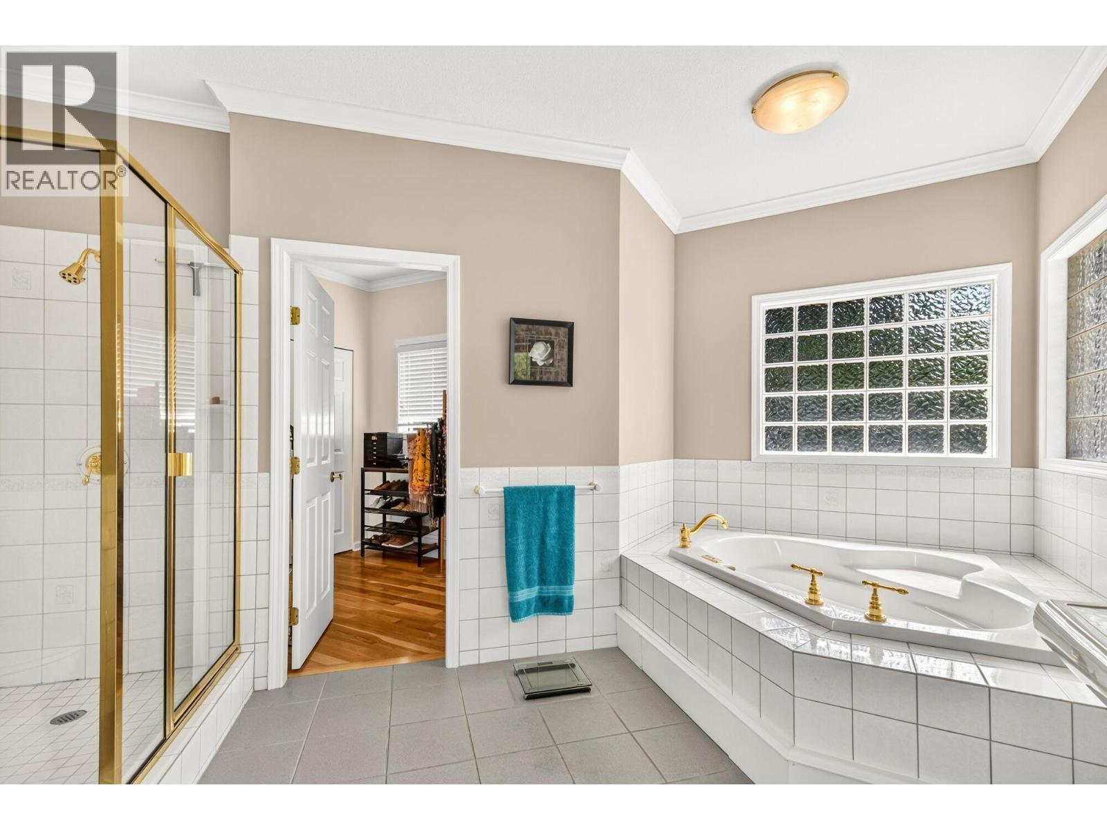 6453 N Gale Avenue, Sechelt, British Columbia  V7Z 0L1 - Photo 20 - R3156883