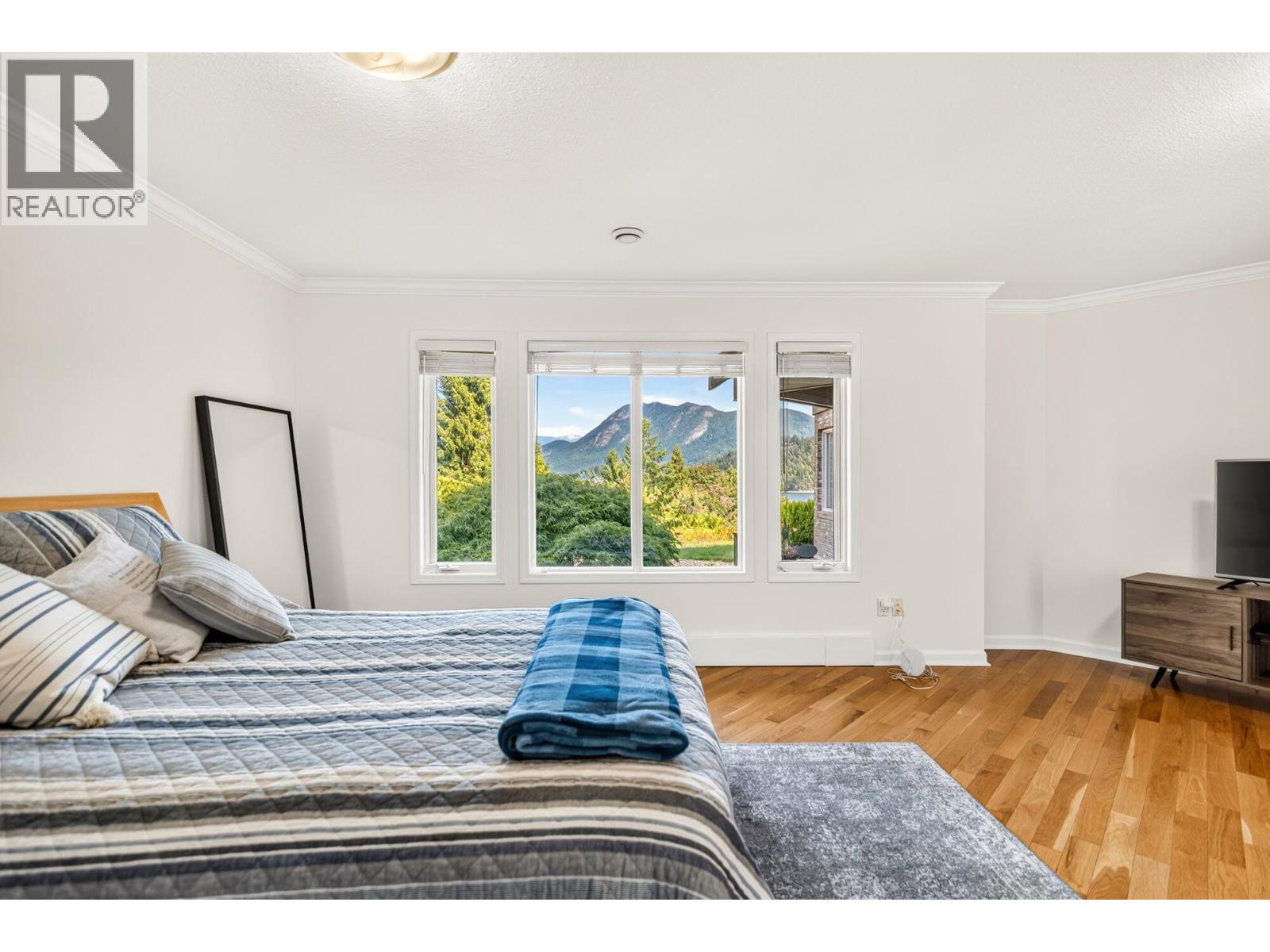 6453 N Gale Avenue, Sechelt, British Columbia  V7Z 0L1 - Photo 22 - R3156883