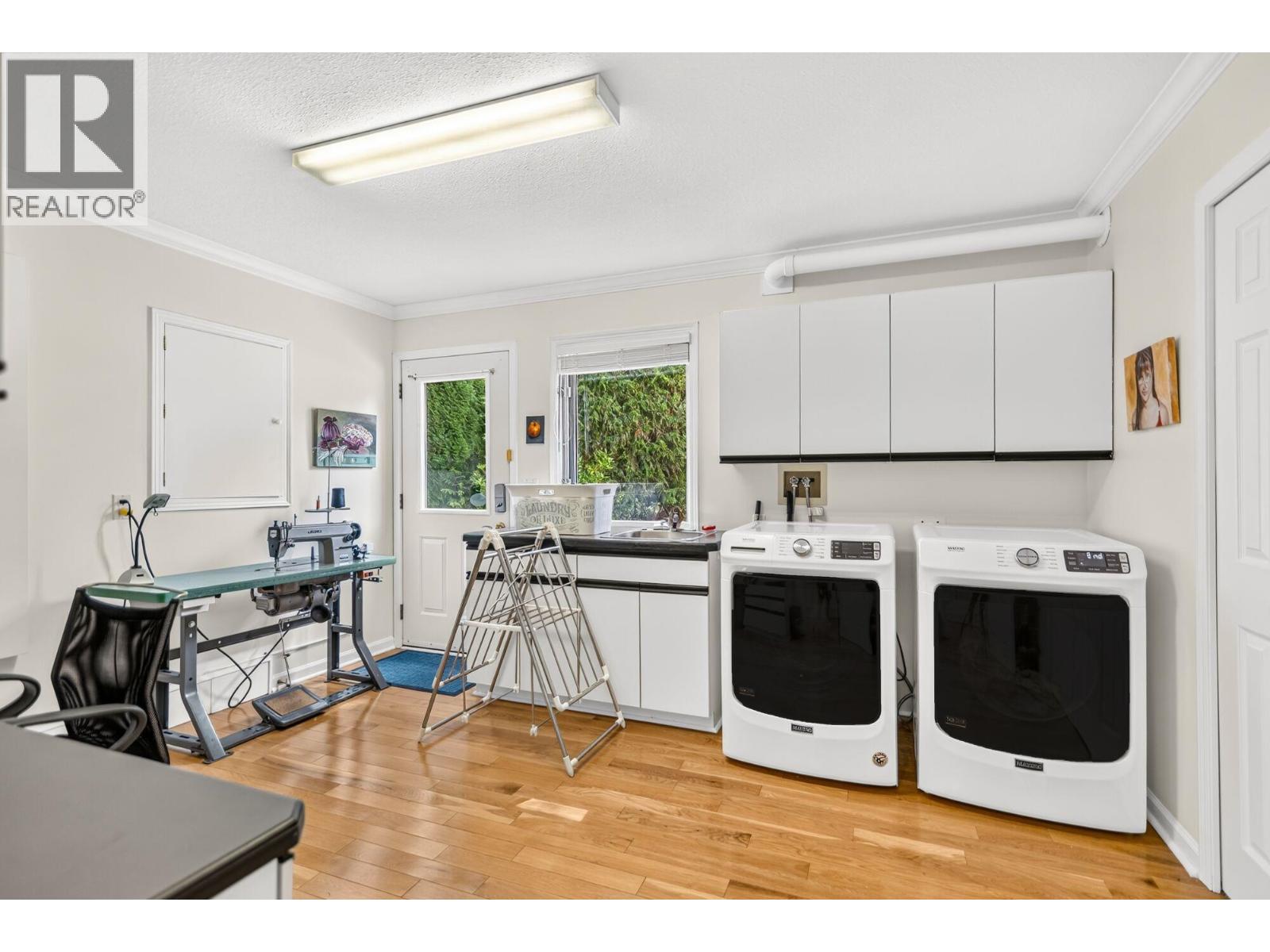 6453 N Gale Avenue, Sechelt, British Columbia  V7Z 0L1 - Photo 27 - R3156883