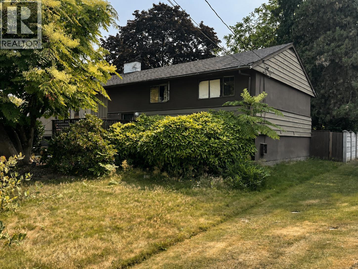 1324 Willow Way, Coquitlam, British Columbia  V3J 5M3 - Photo 2 - R3156913