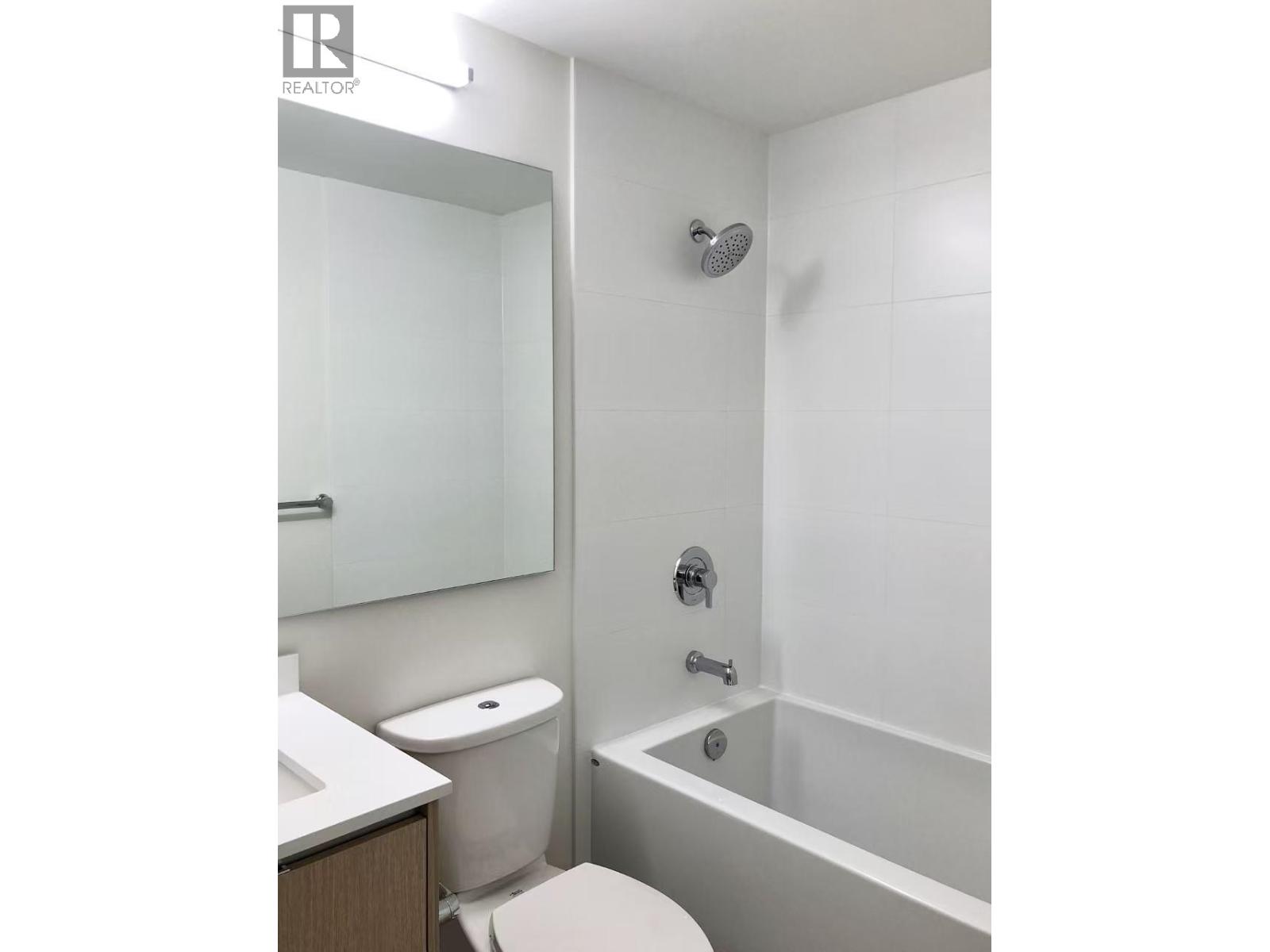 8xx 8940 University Crescent, Burnaby, British Columbia  V5A 0E7 - Photo 3 - R3156884
