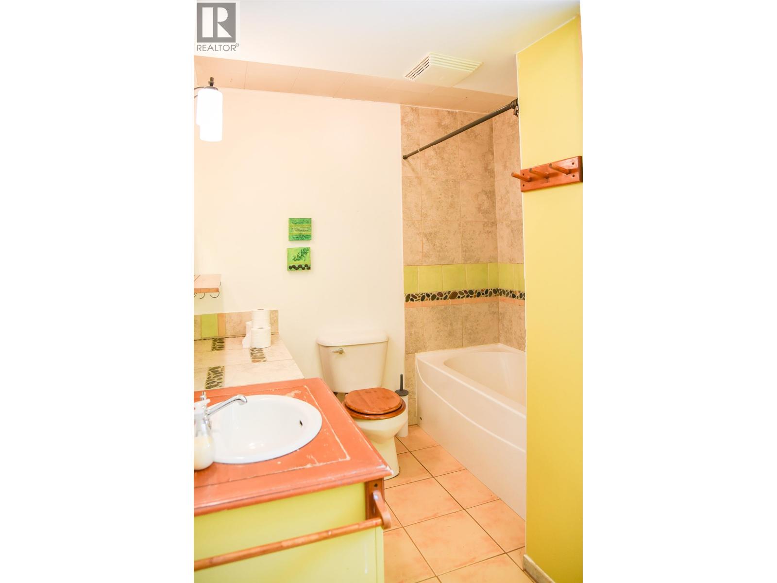 2502 Kenney Street, Terrace, British Columbia  V8G 3E3 - Photo 17 - R3156478