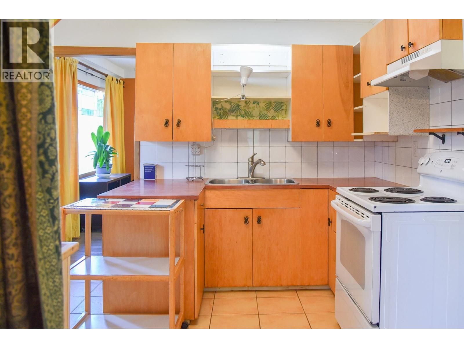 2502 Kenney Street, Terrace, British Columbia  V8G 3E3 - Photo 4 - R3156478