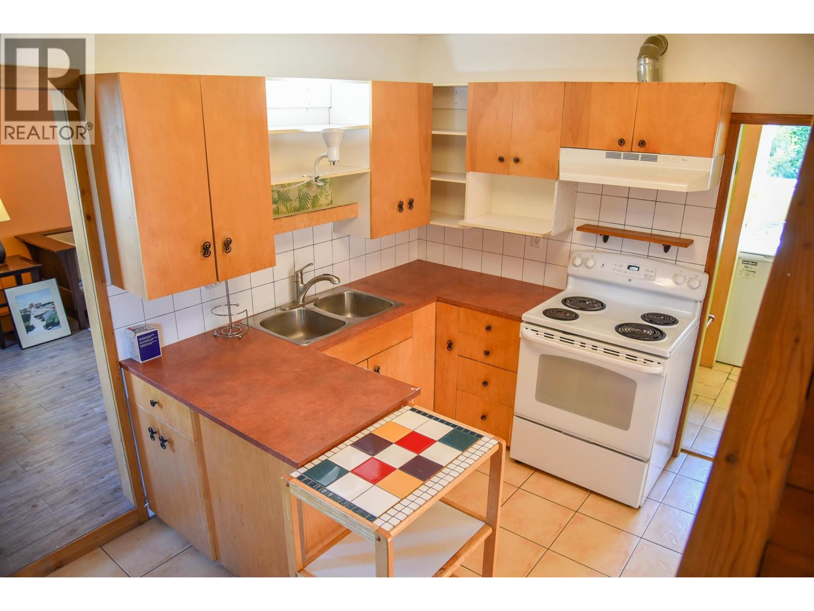 2502 Kenney Street, Terrace, British Columbia  V8G 3E3 - Photo 3 - R3156478
