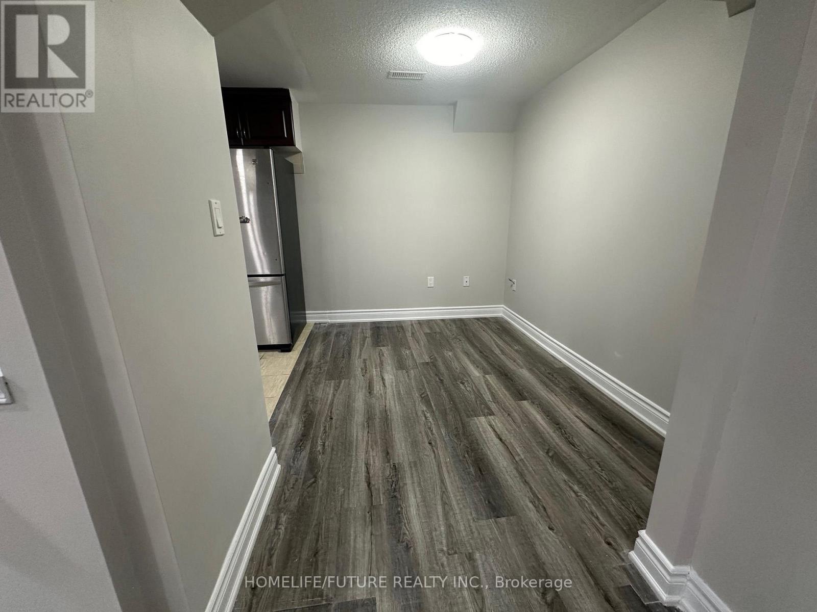 626 Highglen Avenue, Markham, Ontario  L3S 4P6 - Photo 9 - N13688136
