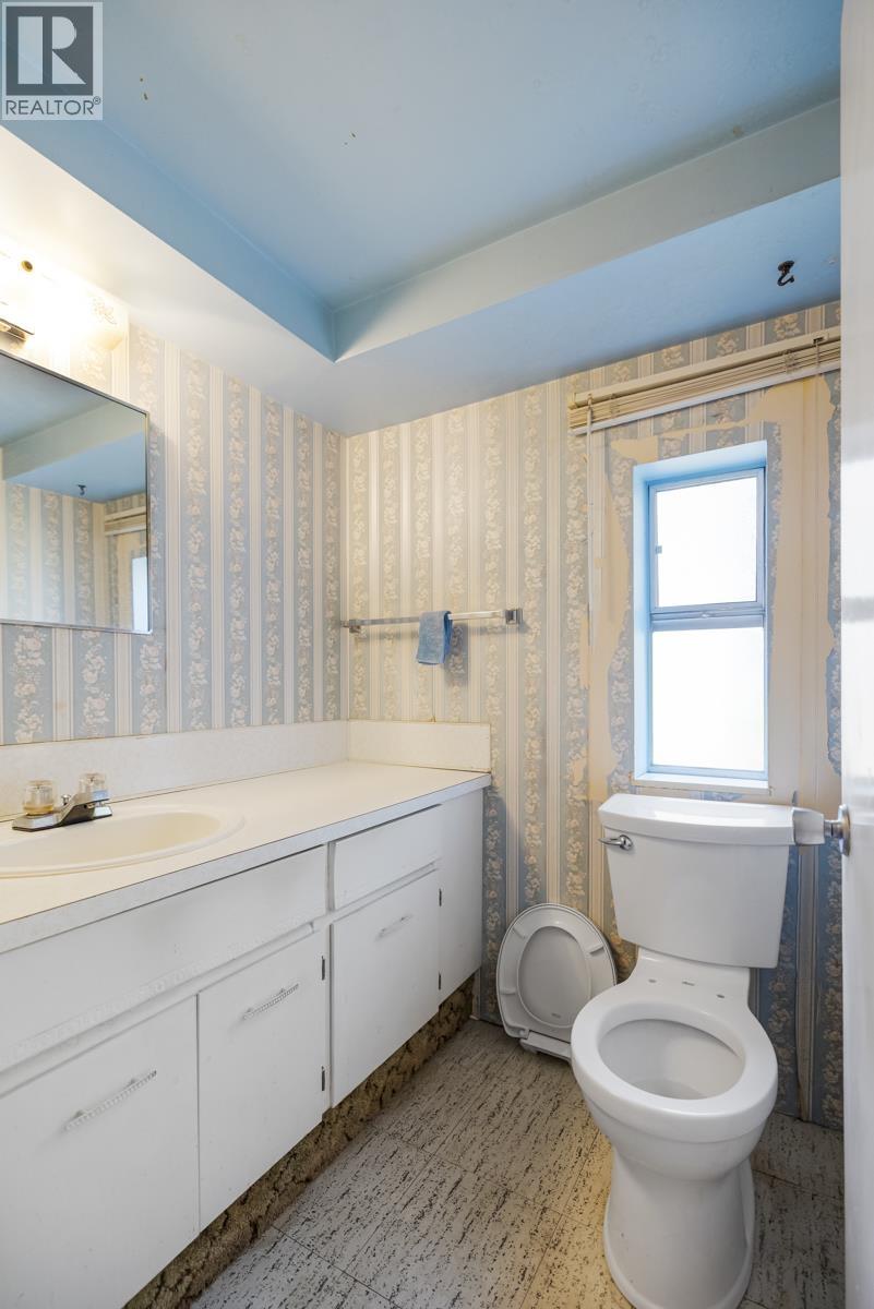 1310 Tina Way Way, Port Coquitlam, British Columbia  V3C 2V3 - Photo 13 - R3155896