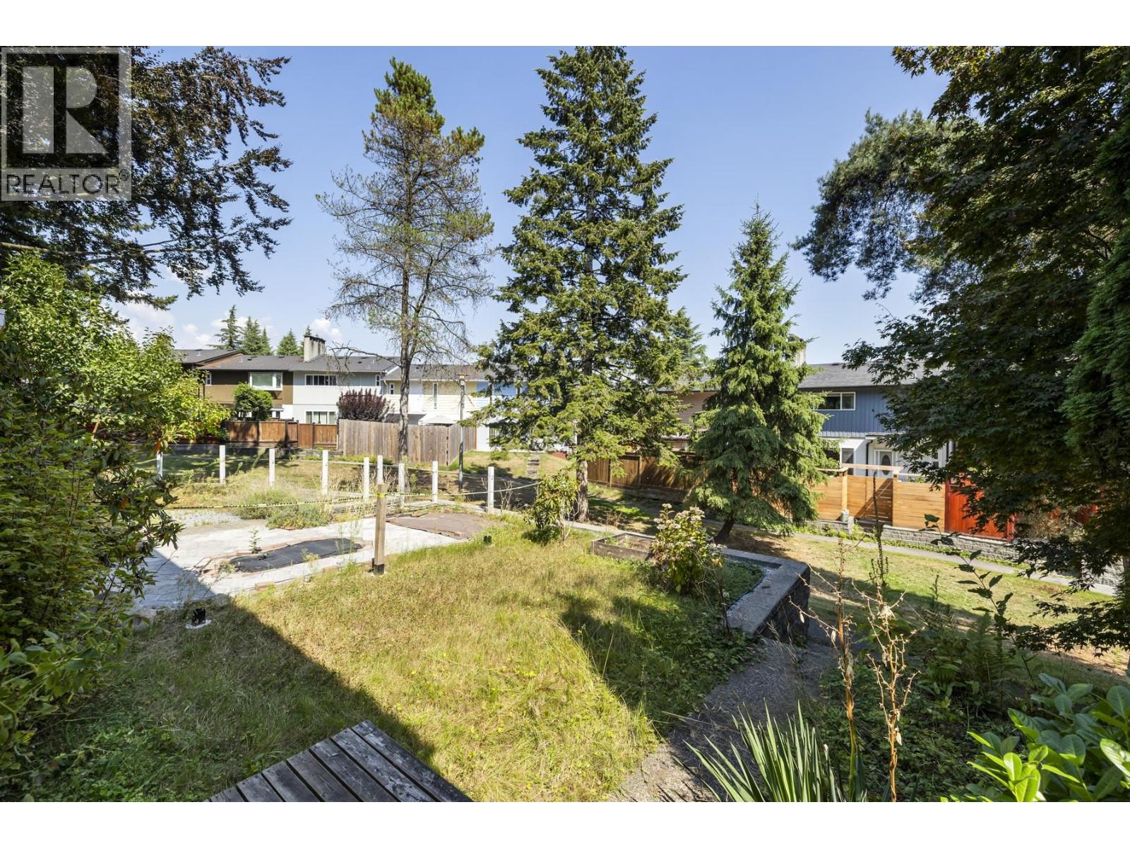 1310 Tina Way Way, Port Coquitlam, British Columbia  V3C 2V3 - Photo 4 - R3155896