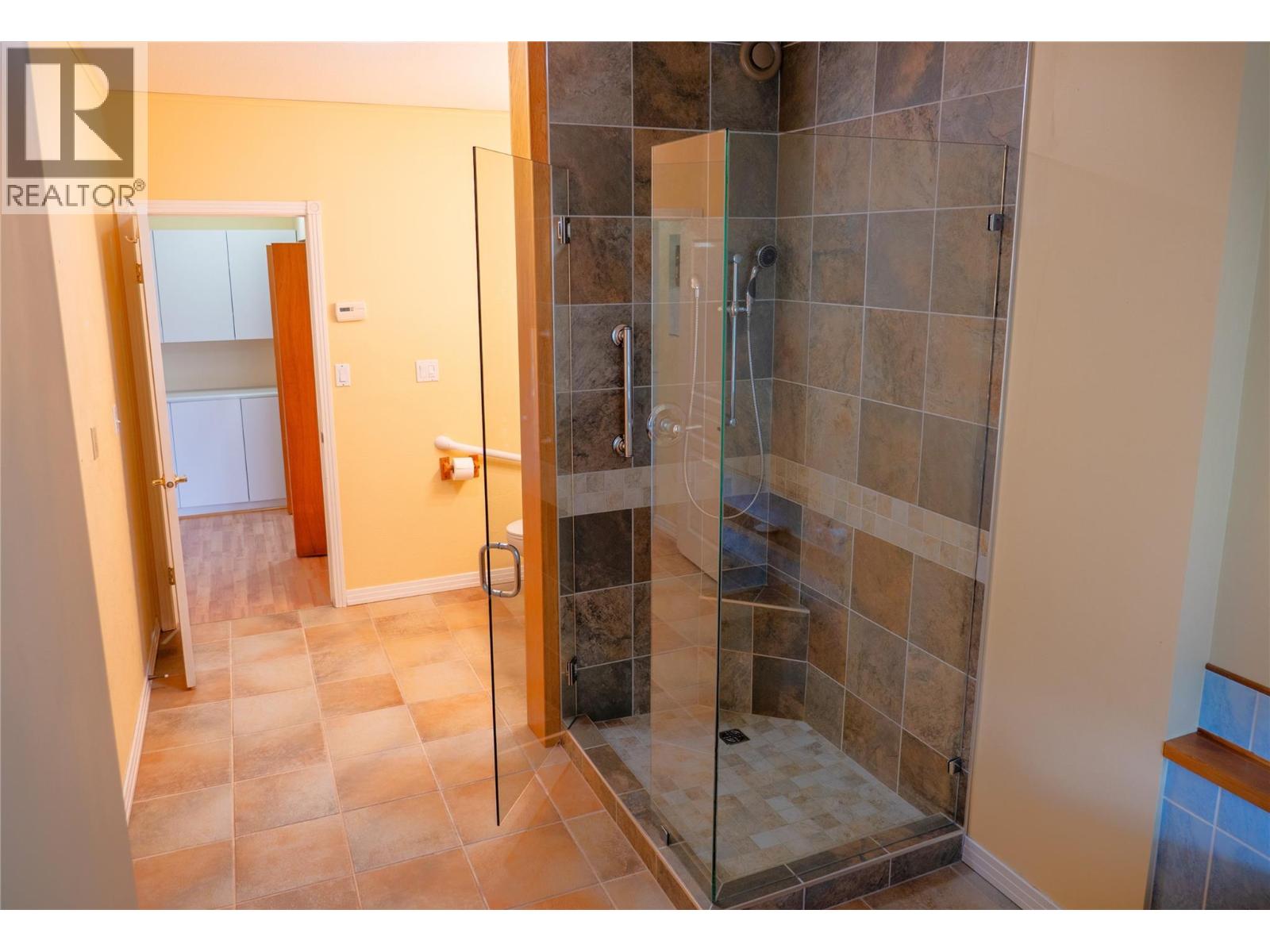 9767 & 9765 Pighin Road, Cranbrook, British Columbia  V1C 7C9 - Photo 16 - 10397936