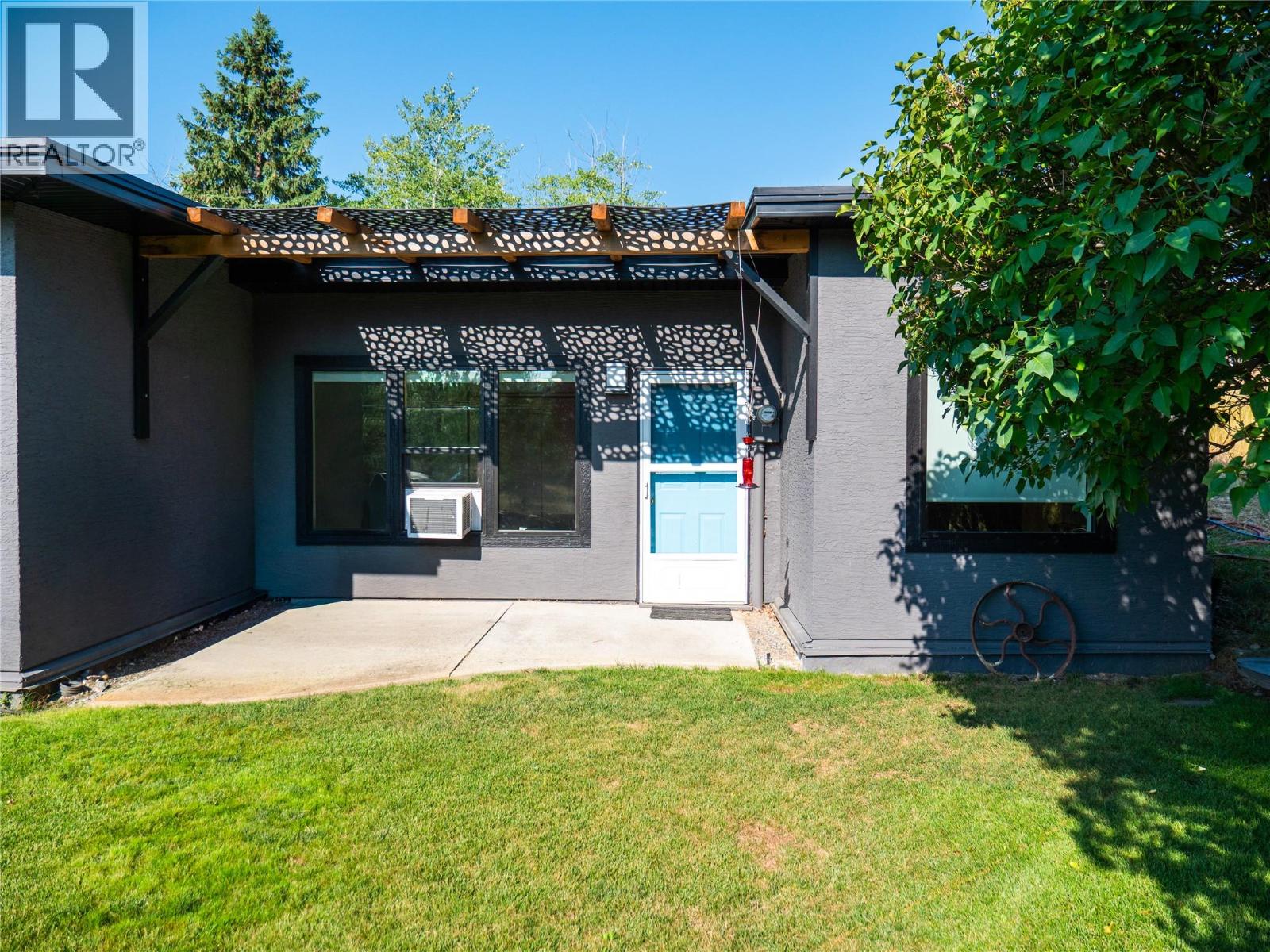 9767 & 9765 Pighin Road, Cranbrook, British Columbia  V1C 7C9 - Photo 7 - 10397936