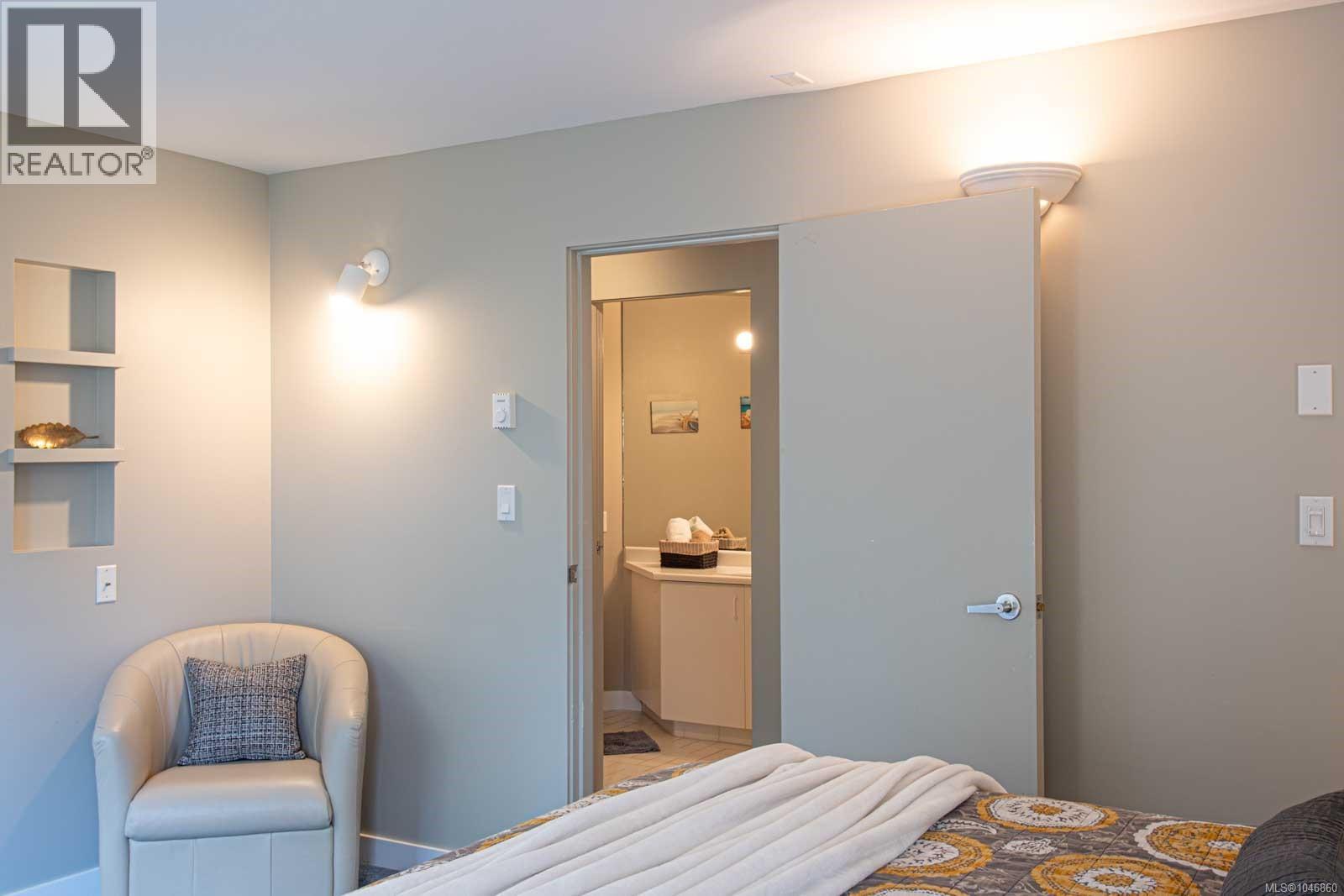 5267 Parker Ave, Saanich, British Columbia  V8Y 2N1 - Photo 75 - 1046860