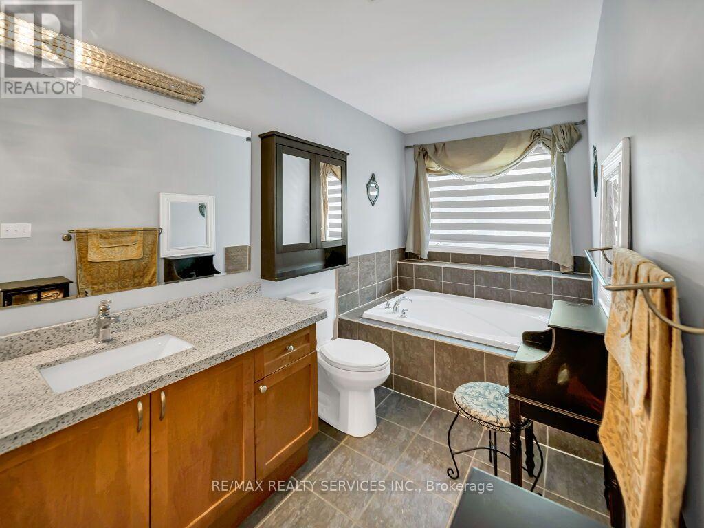 34 Allness Road, Brampton, Ontario  L7A 3N6 - Photo 25 - W13601666