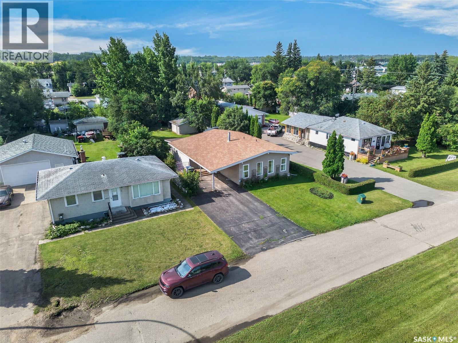 1131 6th Street E, Prince Albert, Saskatchewan  S6V 0P8 - Photo 4 - SK045589