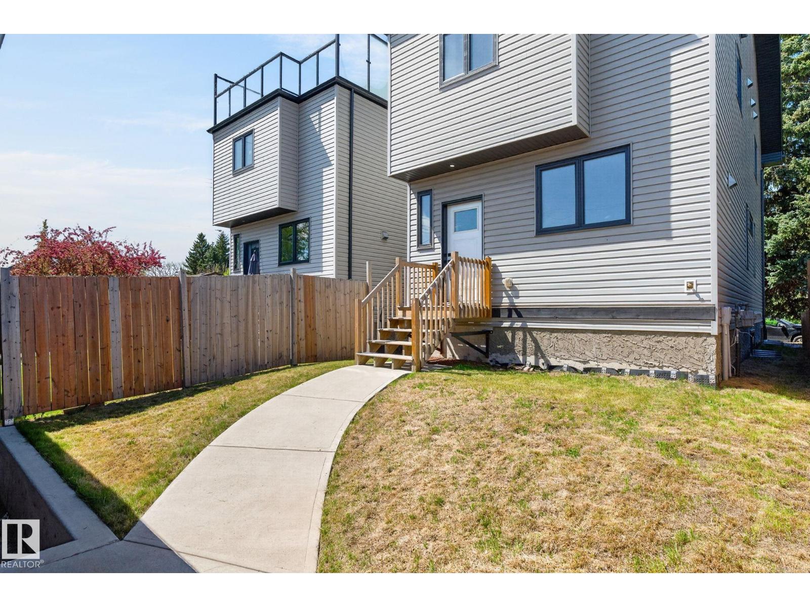 8809 148 ST NW
