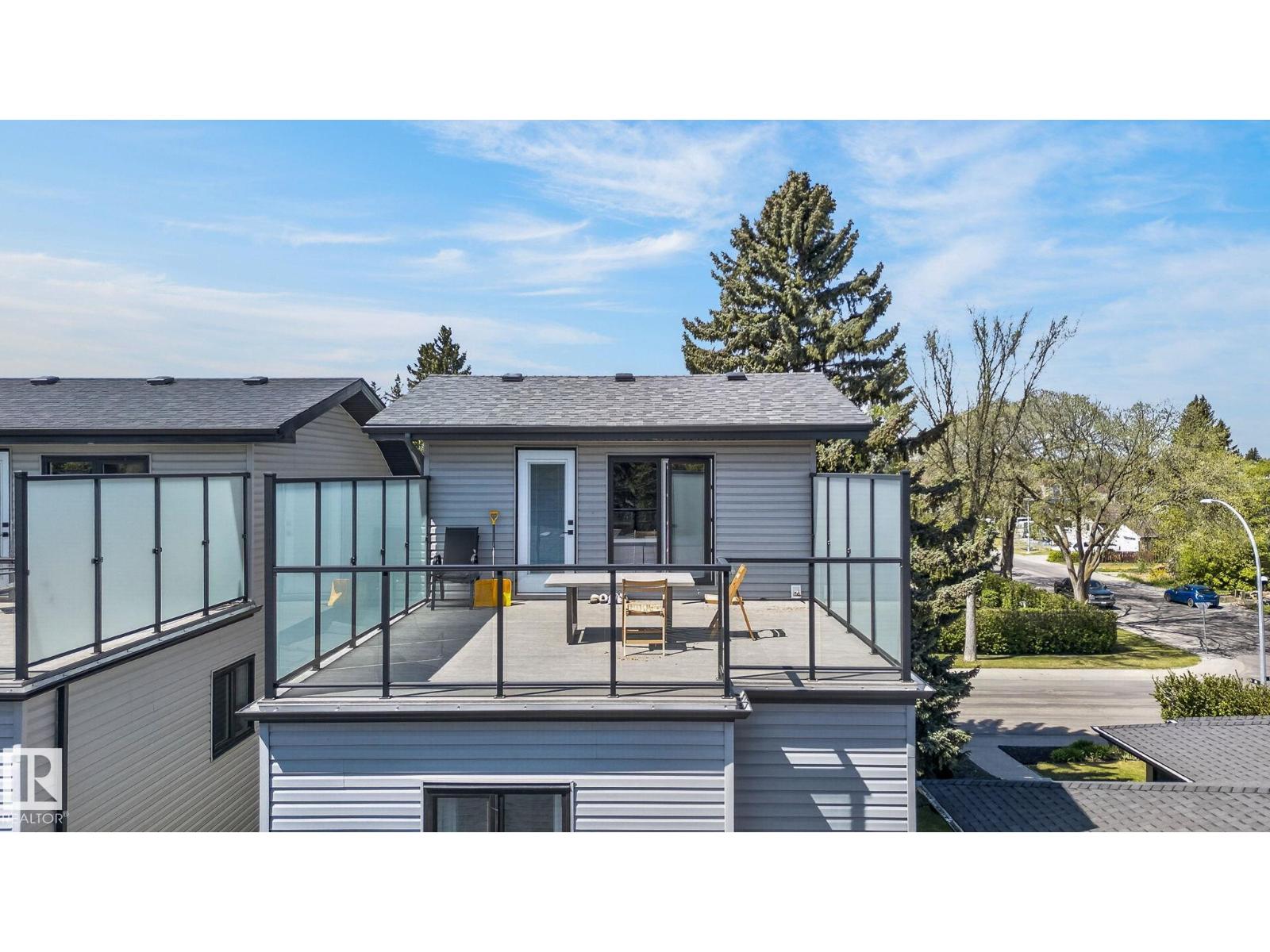 8809 148 ST NW