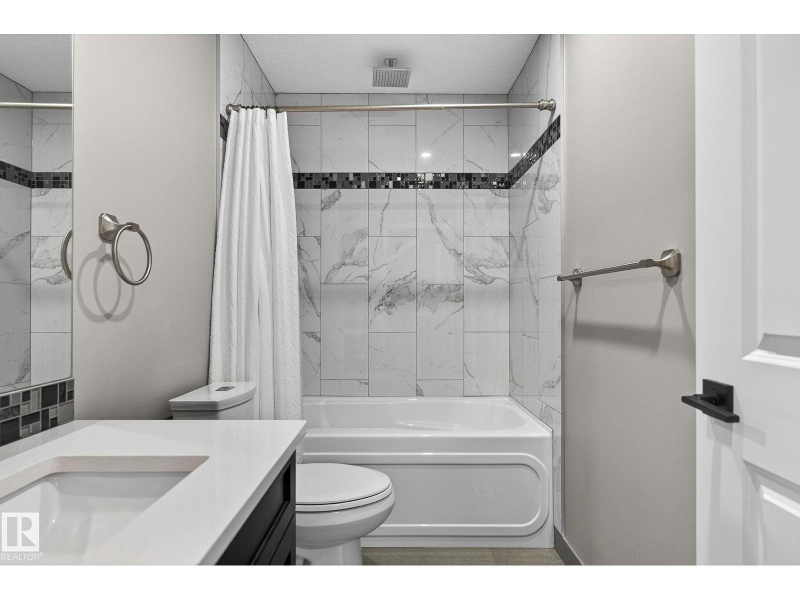 8809 148 ST NW