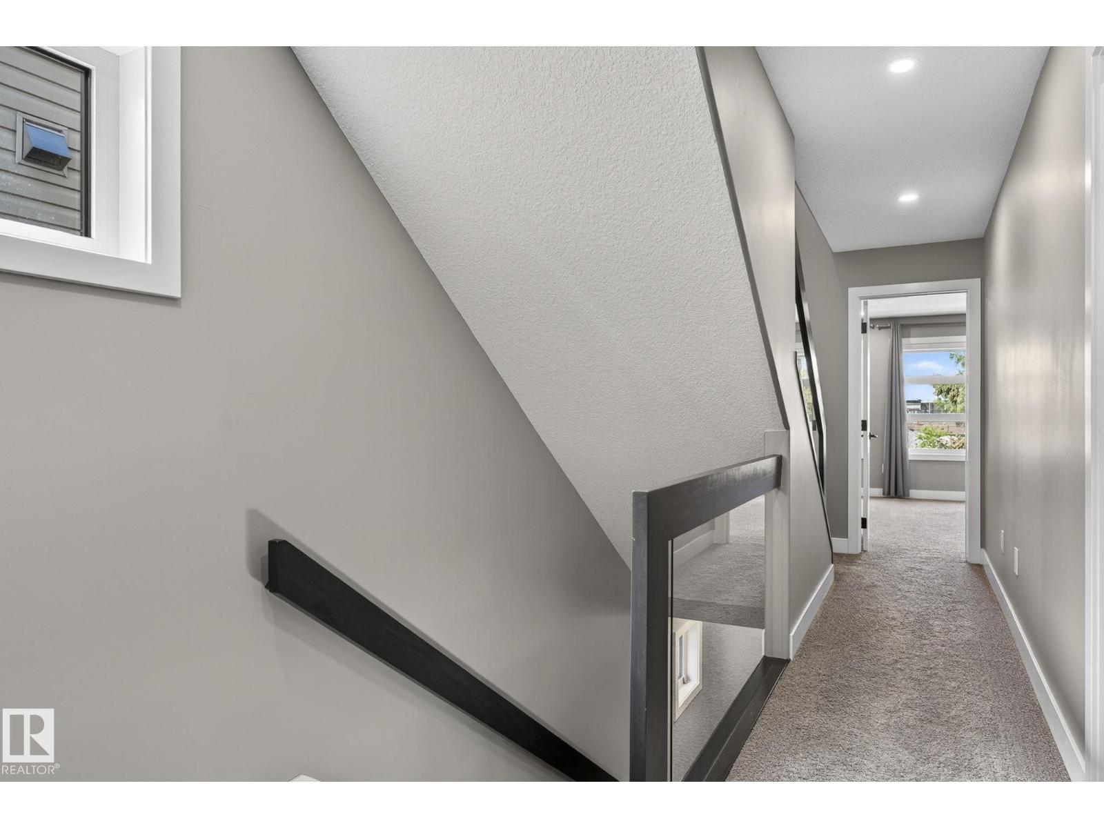 8809 148 ST NW
