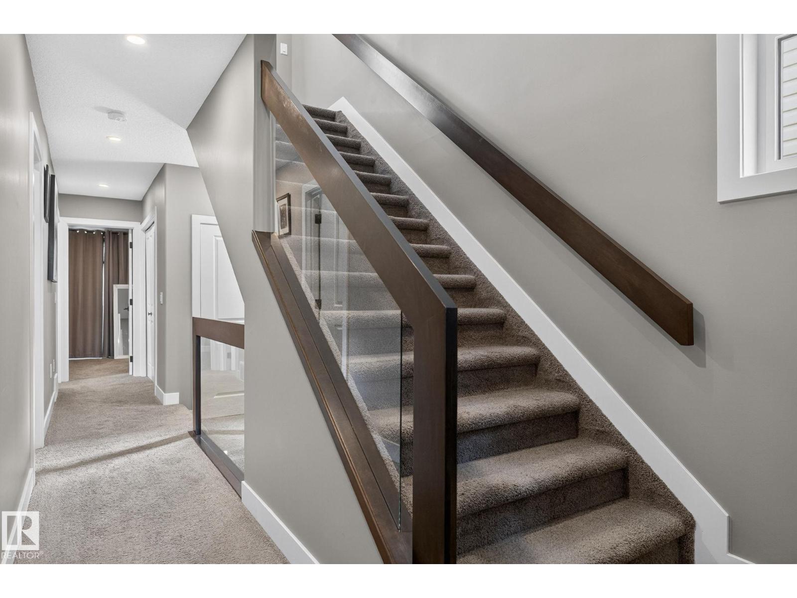8809 148 ST NW