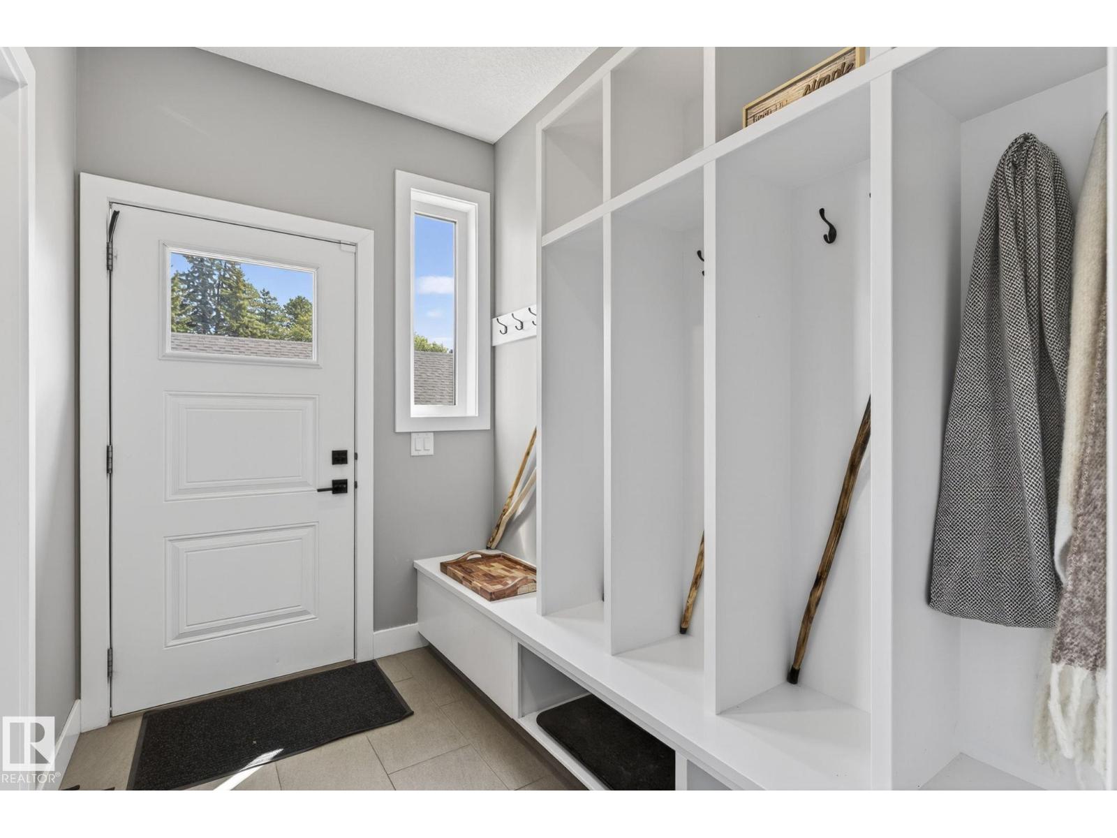 8809 148 ST NW
