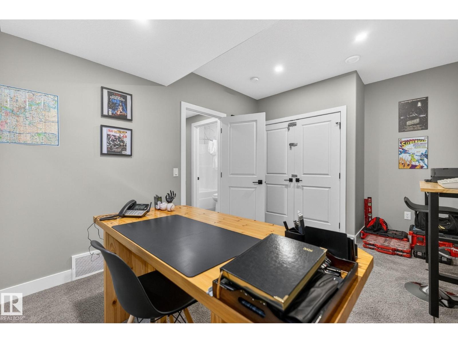 8809 148 ST NW
