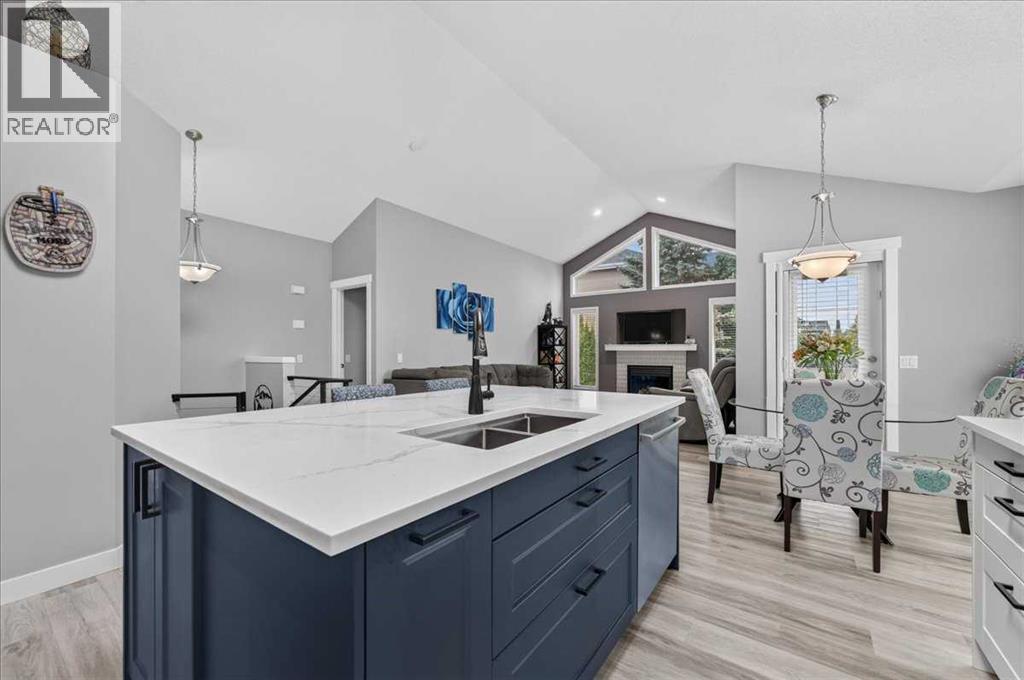 212 Cresthaven Place SW, Calgary, Alberta  T3B 5W4 - Photo 13 - A2337136