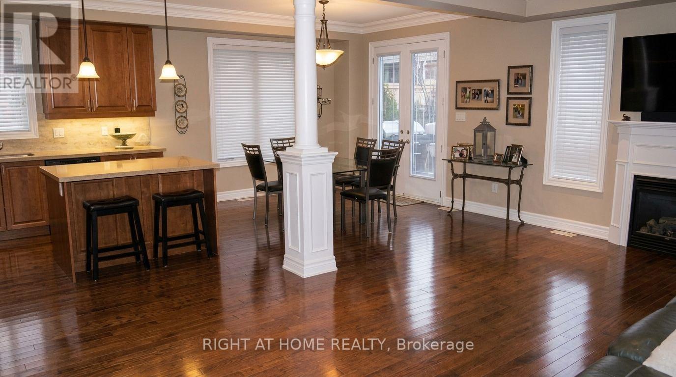 17 Bond Crescent, Richmond Hill, Ontario  L4E 3K2 - Photo 21 - N13685208