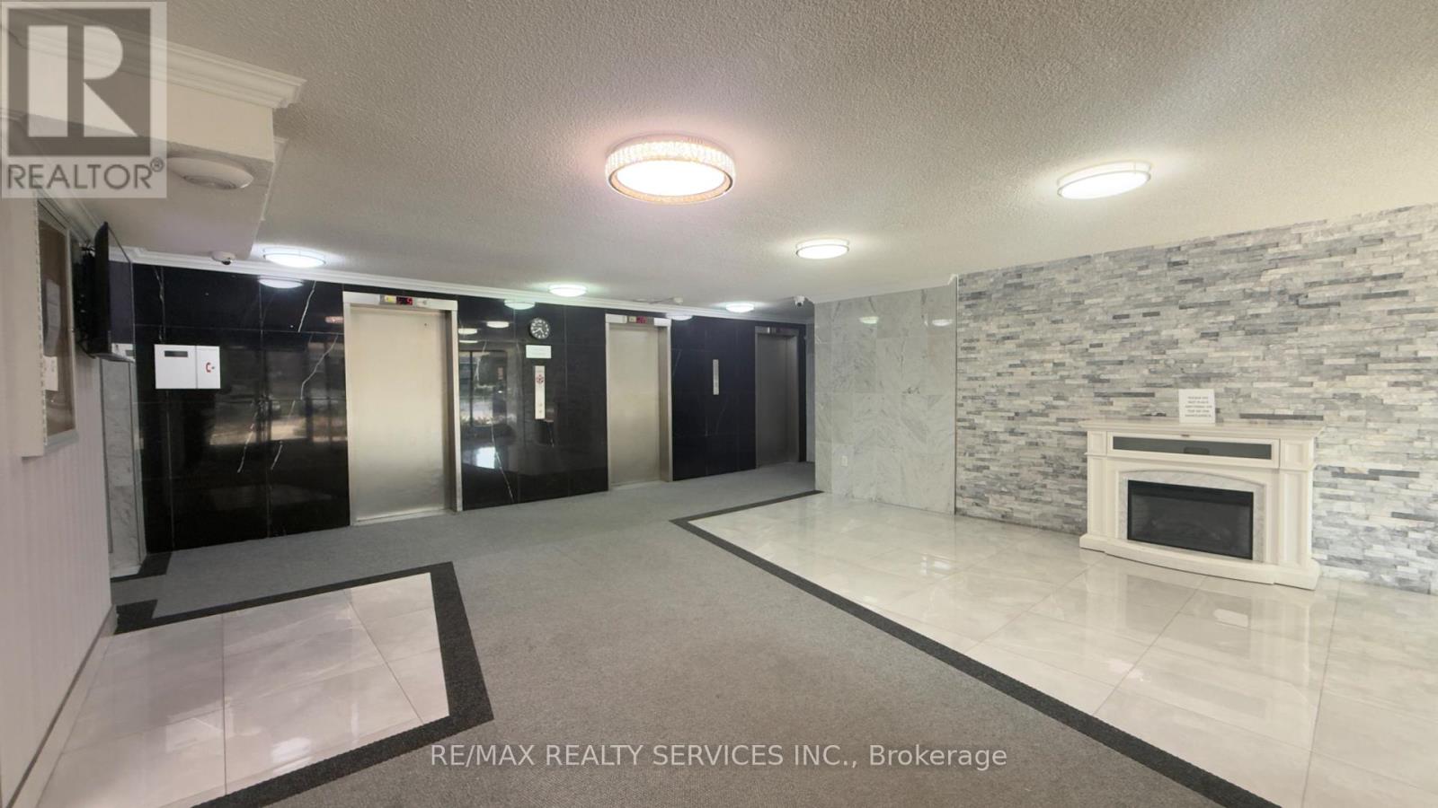 1807 - 4 Kings Cross Road, Brampton, Ontario  L6T 3X8 - Photo 6 - W13441498