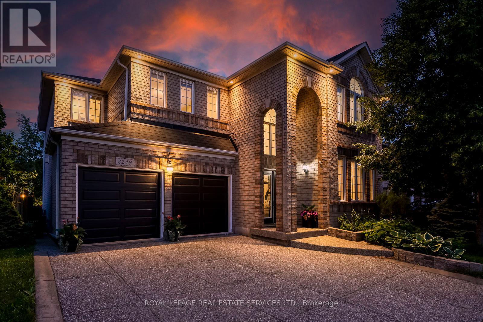 2249 Glazebrook Circle, Oakville, Ontario  L6M 5B5 - Photo 5 - W13686470