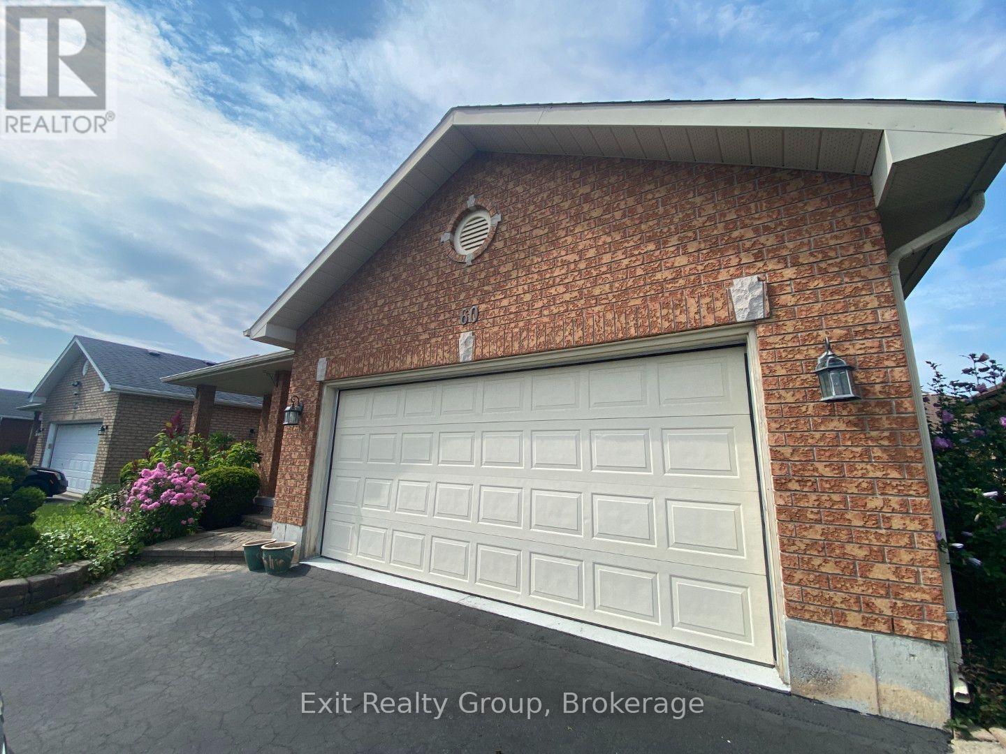 60 Oak Ridge Boulevard, Belleville, Ontario  K8N 5W2 - Photo 2 - X13689182