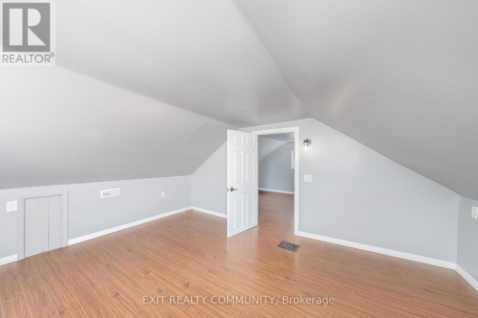 6594 James Street, Brooke-Alvinston, Ontario  N0N 1K0 - Photo 24 - X13689260