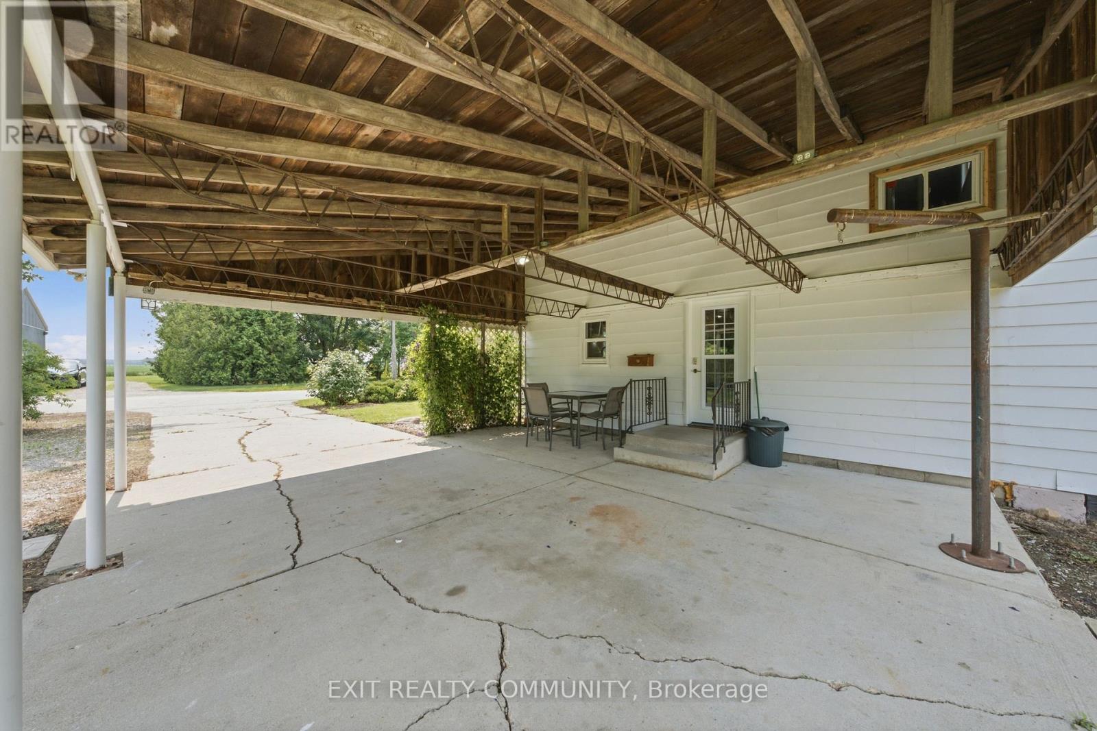 6594 James Street, Brooke-Alvinston, Ontario  N0N 1K0 - Photo 29 - X13689260
