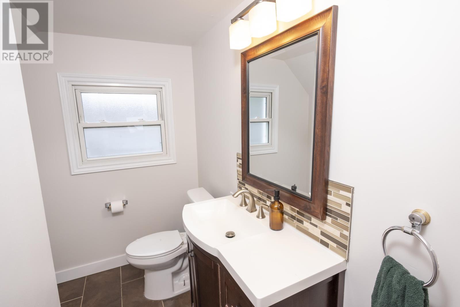 2035 Hamilton Ave, Thunder Bay, Ontario  P7E 4Y3 - Photo 28 - TB2602406