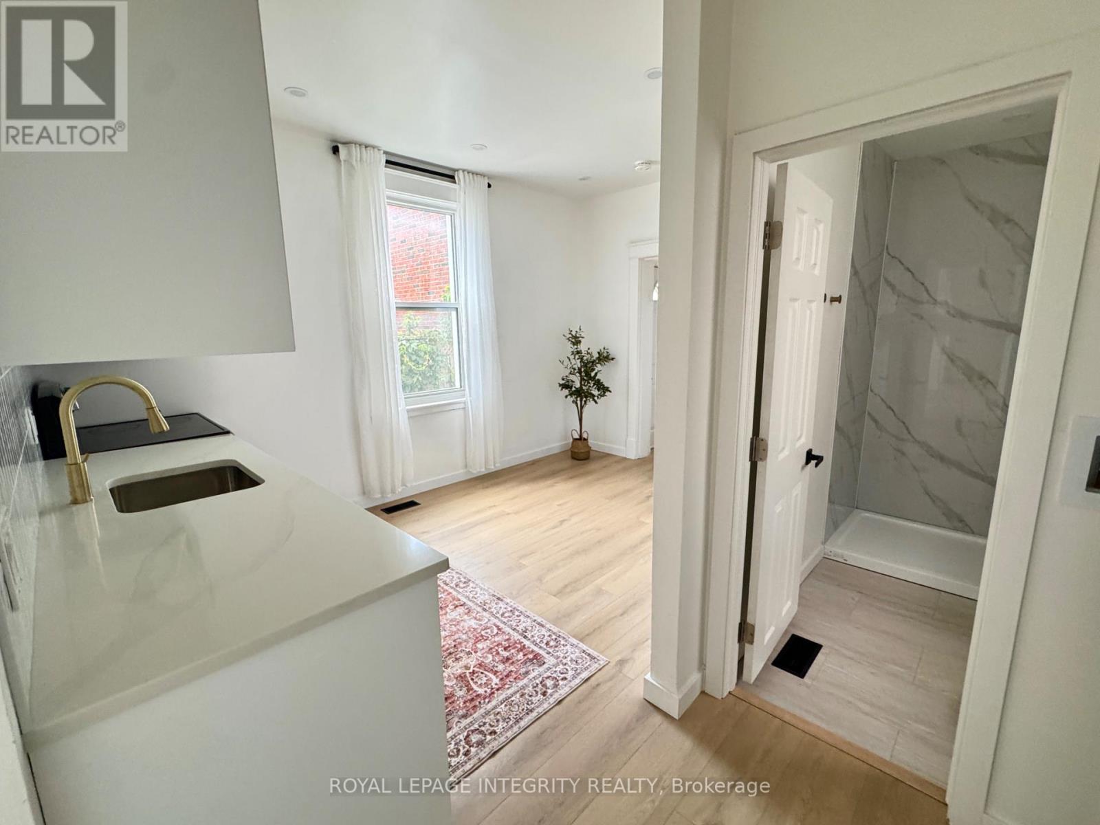 1 - 920 Gladstone Avenue, Ottawa, Ontario  K1R 6Y4 - Photo 2 - X13689140