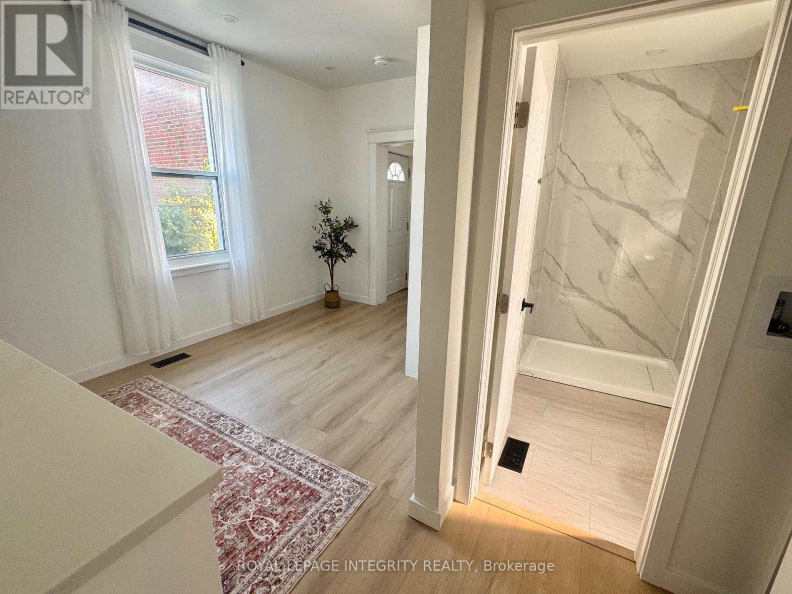 1 - 920 Gladstone Avenue, Ottawa, Ontario  K1R 6Y4 - Photo 3 - X13689140