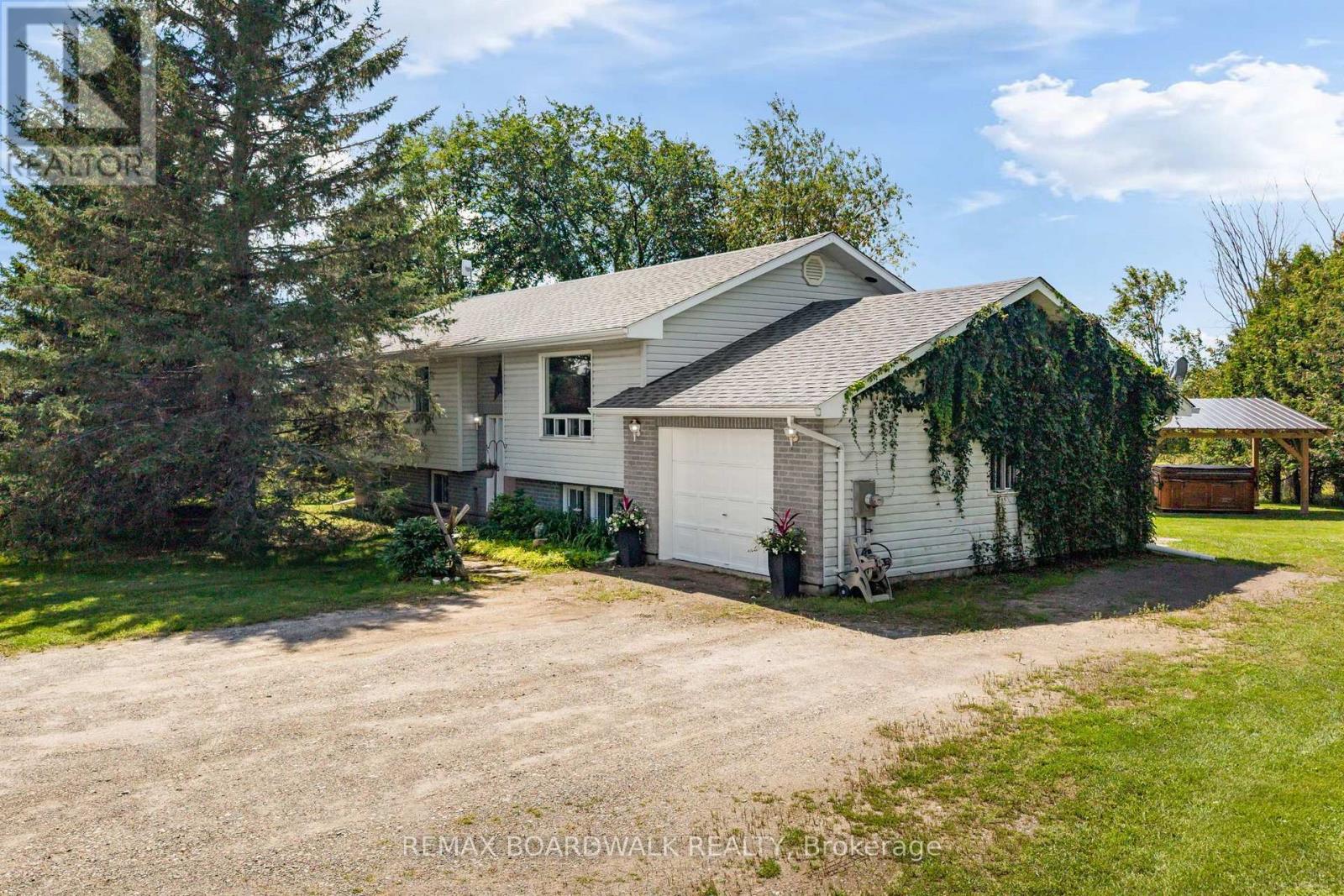 1901 Rosetta Road, Lanark Highlands, Ontario K0G 1K0 - Photo 3 - X13689168