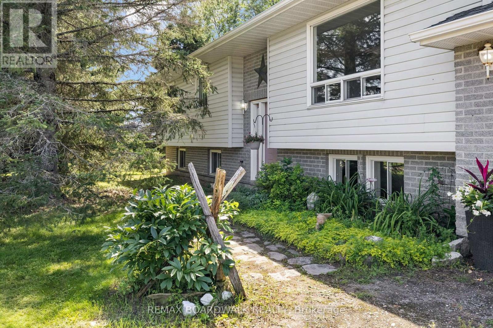 1901 Rosetta Road, Lanark Highlands, Ontario K0G 1K0 - Photo 4 - X13689168