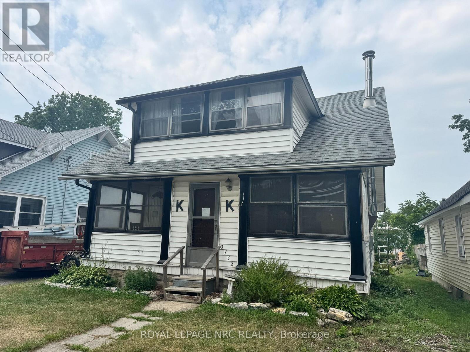 3752 Crystal Beach Drive, Fort Erie, Ontario  L0S 1B0 - Photo 1 - X13689160