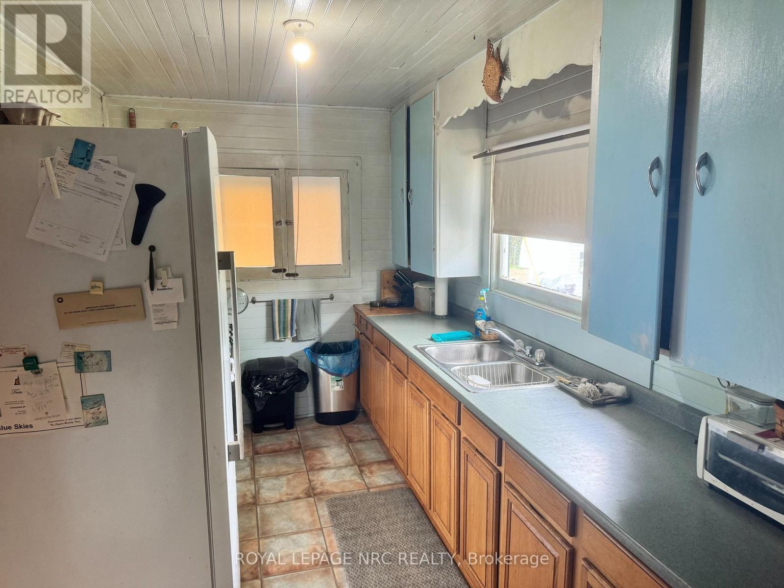 3752 Crystal Beach Drive, Fort Erie, Ontario  L0S 1B0 - Photo 6 - X13689160