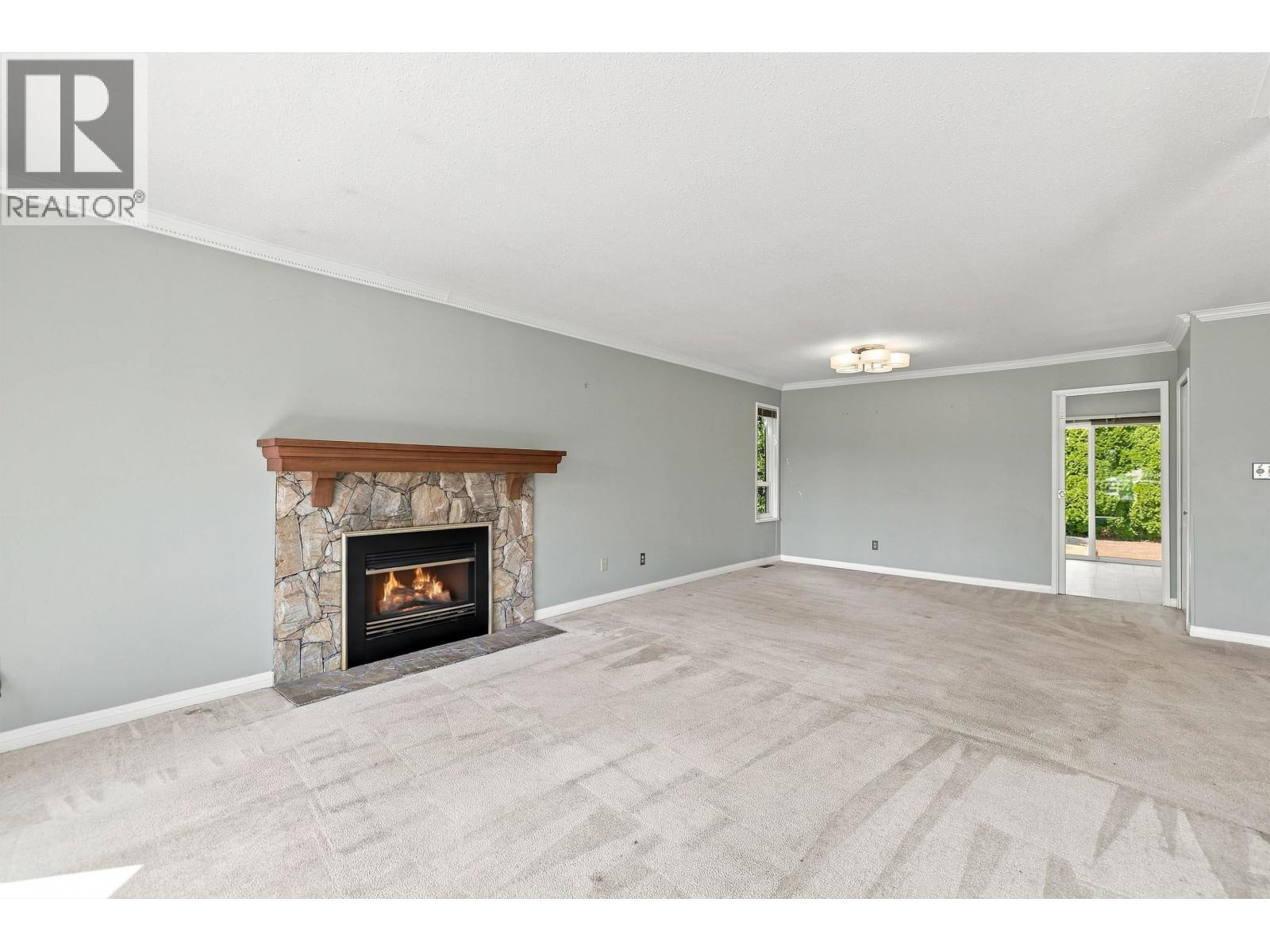 20161 Ospring Street, Maple Ridge, British Columbia  V2X 9C2 - Photo 6 - R3156730