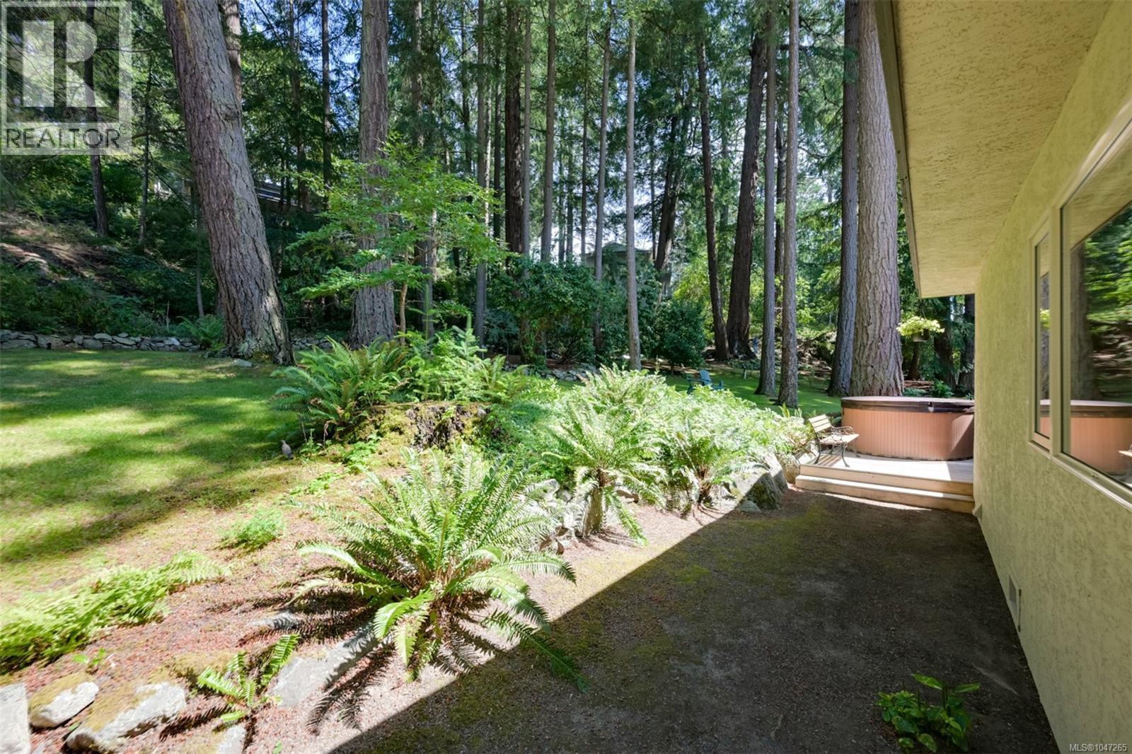 978 Fir Tree Glen, Saanich, British Columbia  V8X 5B7 - Photo 78 - 1047265